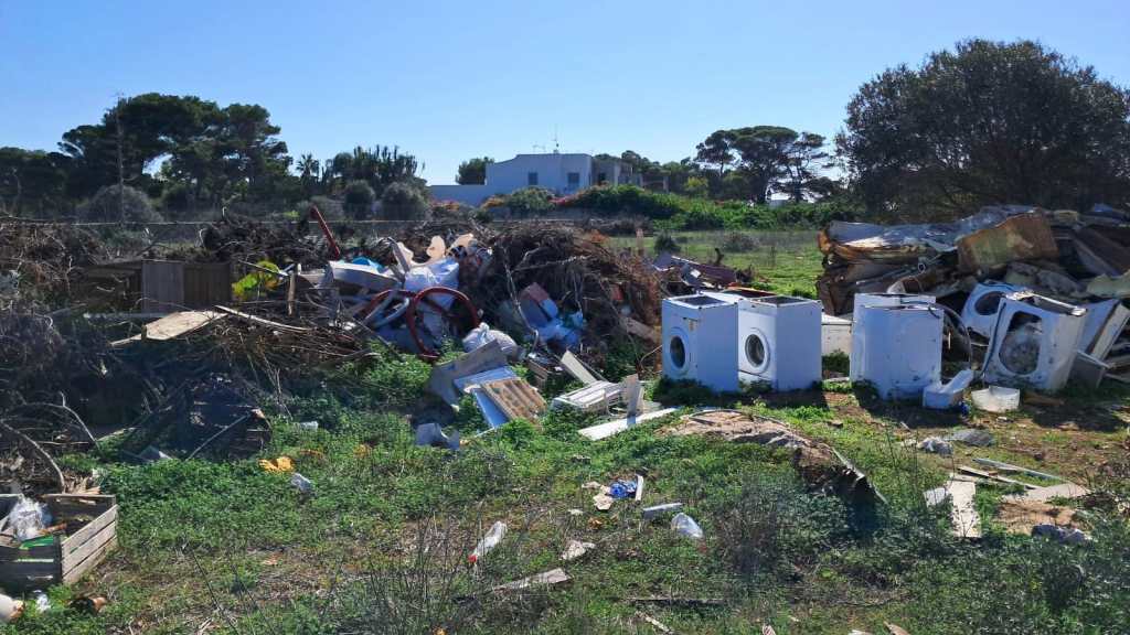 Favignana discarica abusiva