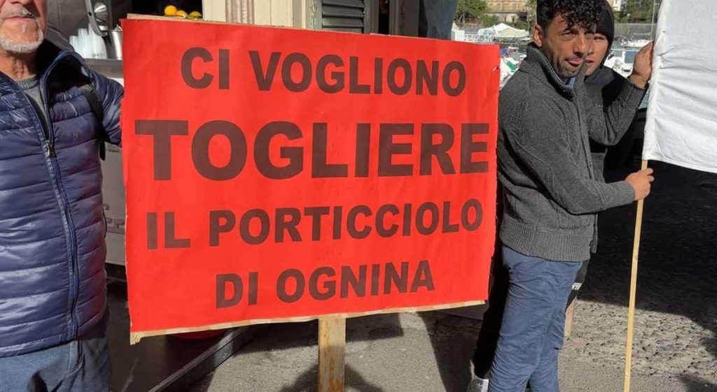 No-alla-Privatizzazione-del-Porticciolo-di-Ognina-